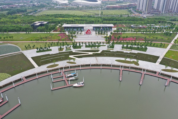 上虞曹娥江“一江两岸”三期景观工程.jpg